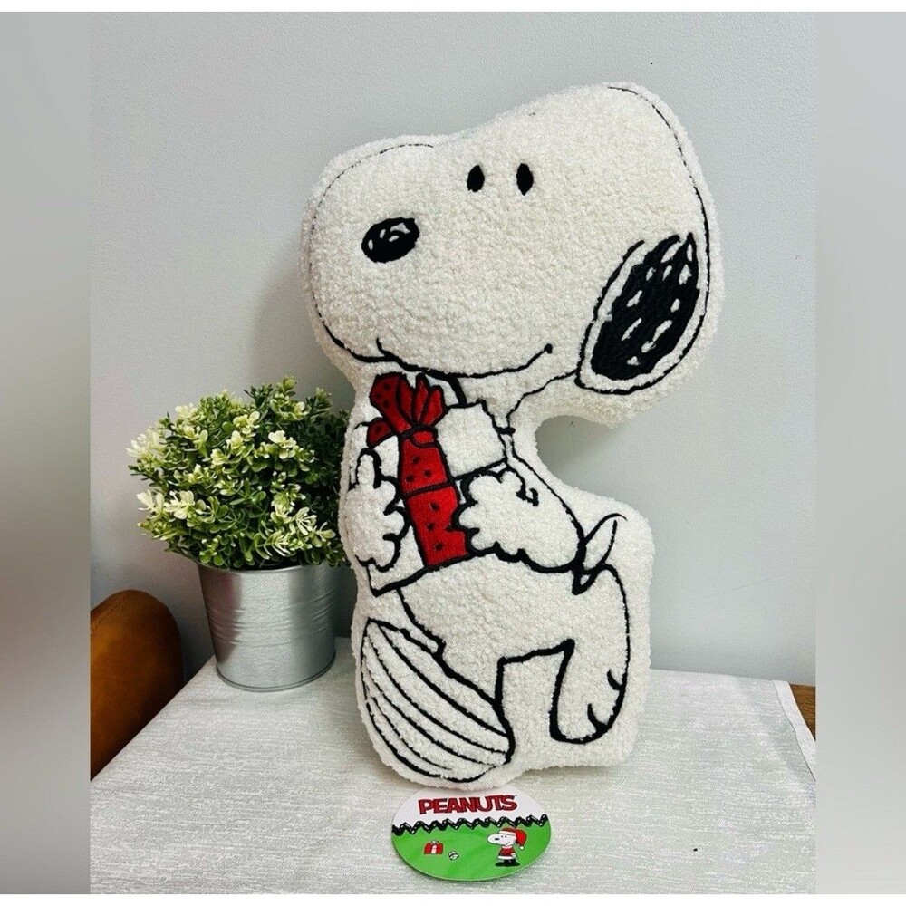 Peanuts Snoopy Sherpa Pillow Christmas Present Gift Decorative NWT